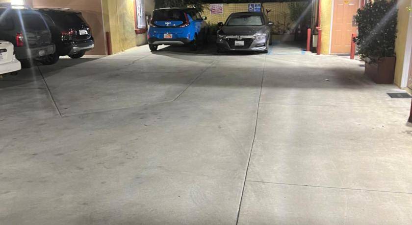 Photo of Others in Park Mesa Heights
