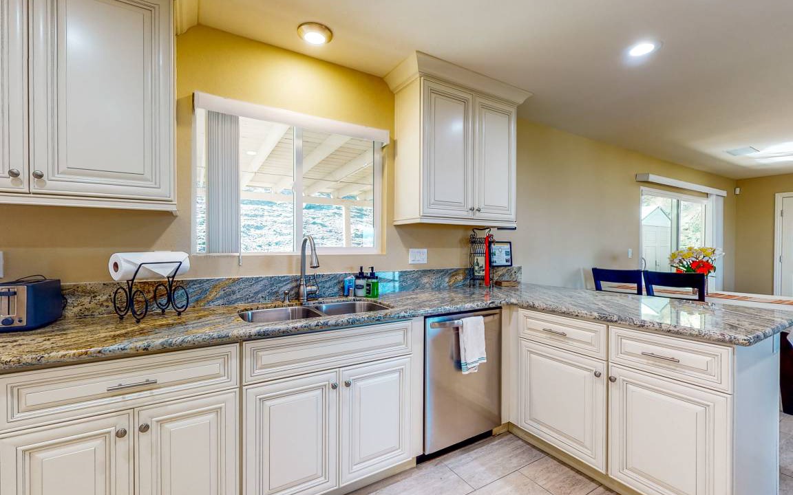 Photo of Kitchen in Lakeland Village
