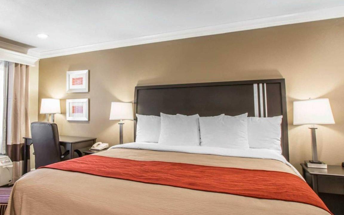 Photo of Bedroom in Downey