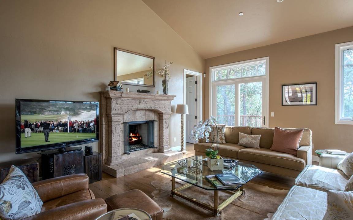Photo of Livingroom in Carmel Highlands