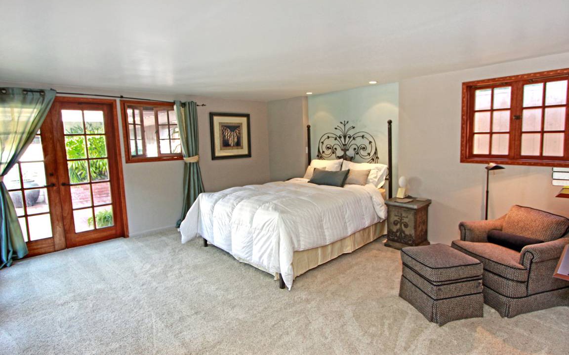 Photo of Bedroom in Corona del Mar