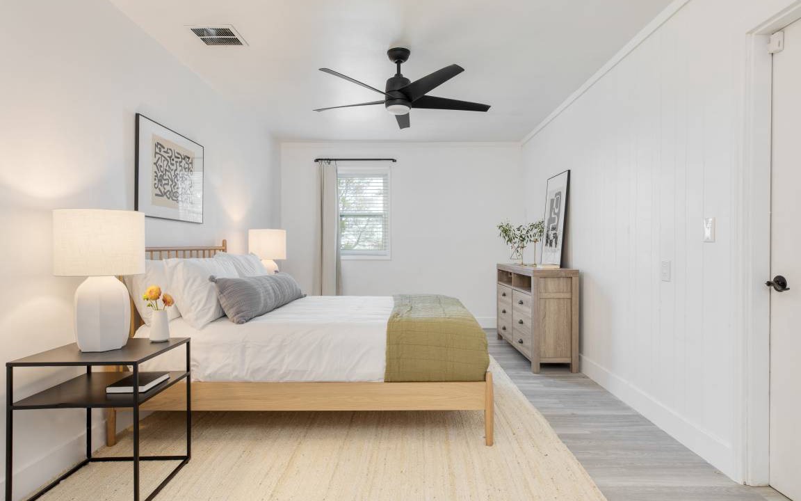 Photo of Bedroom in Indian Cove