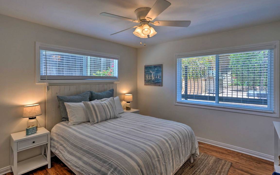 Photo of Bedroom in Laguna Beach
