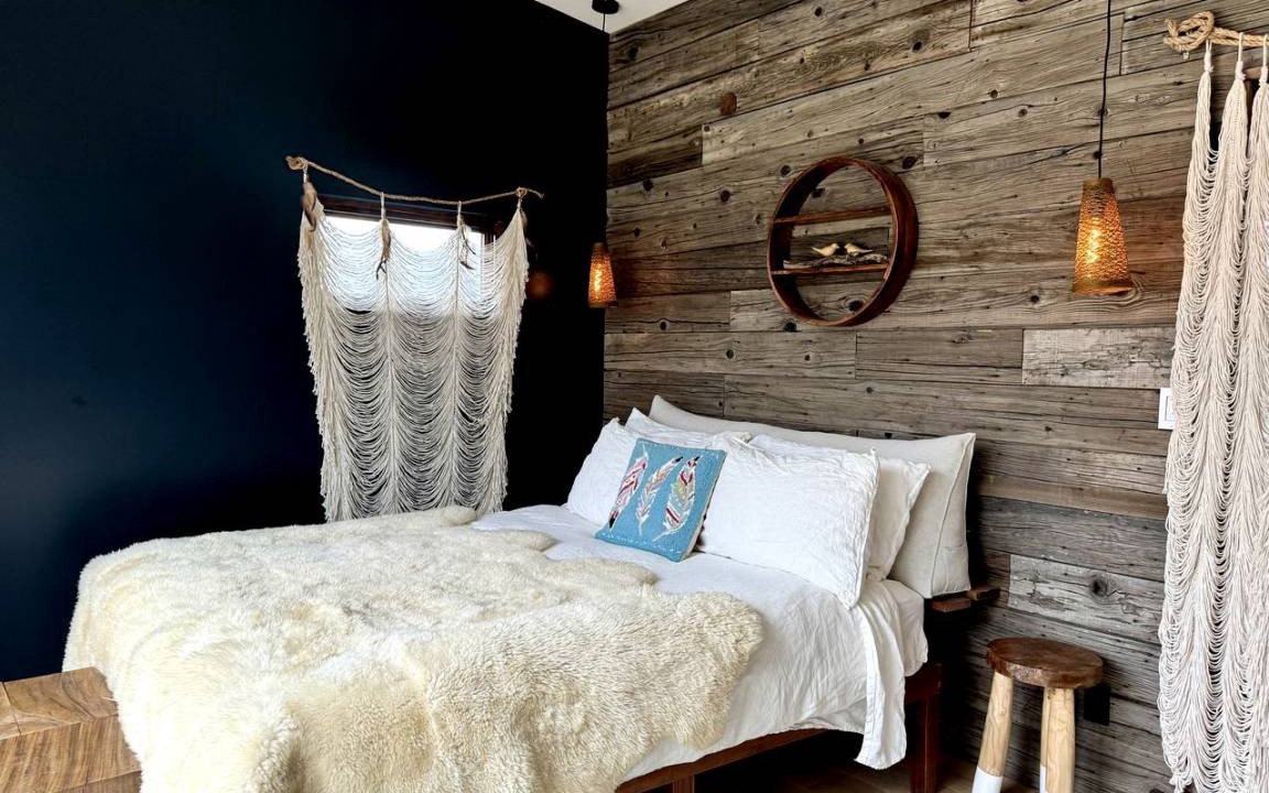 Photo of Bedroom in Lone Pine