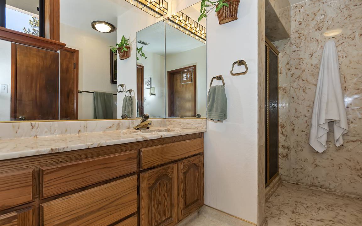 Photo of Bathroom in Fawnskin
