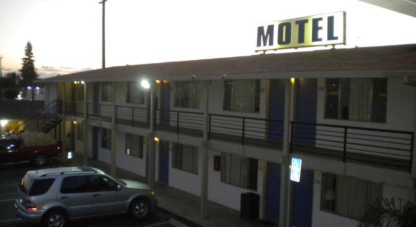 Photo of Buildings in Wasco