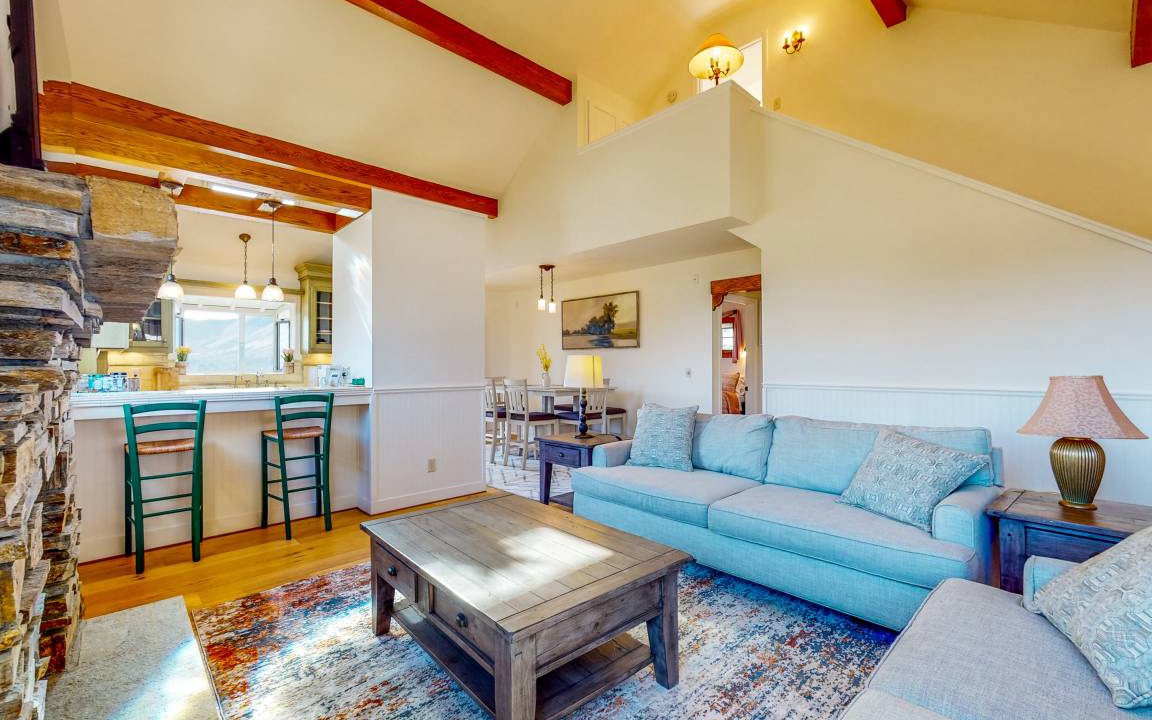 Photo of Livingroom in Weldon