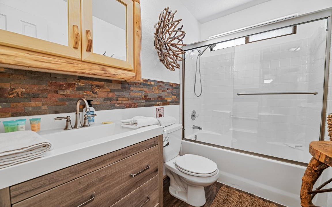Photo of Bathroom in Fox Farm