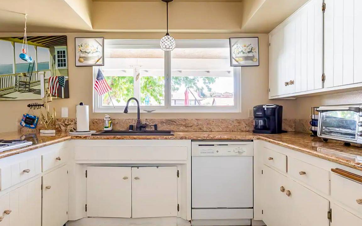 Photo of Kitchen in Victorville