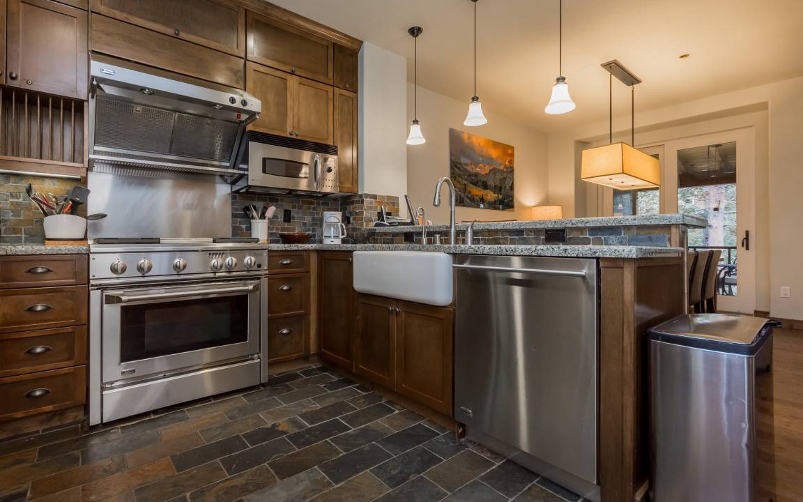 Photo of Kitchen in Woodwinds