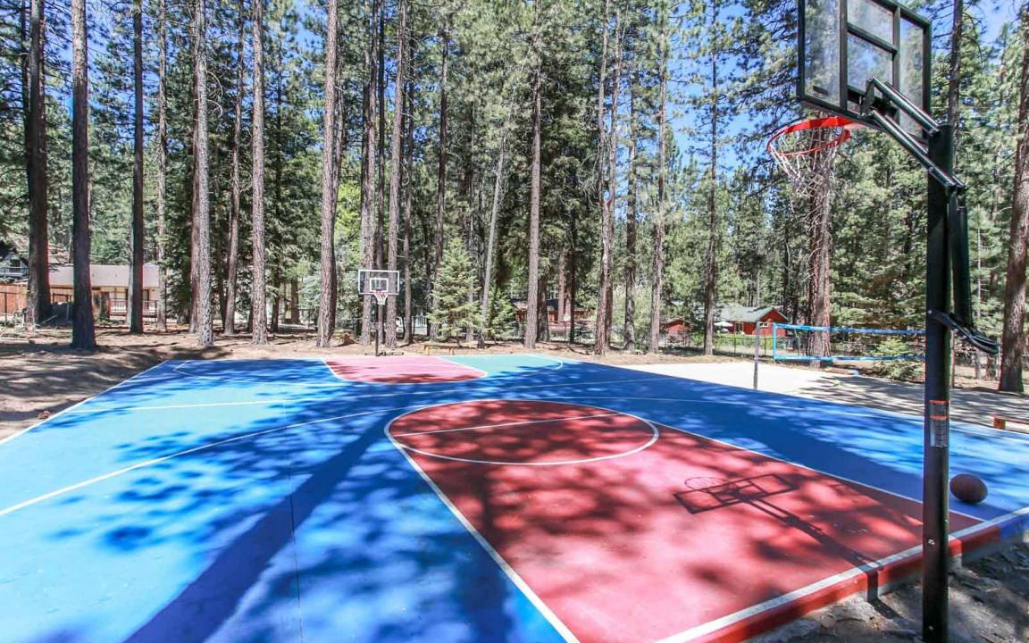 Photo of Outdoor in Summit Estates