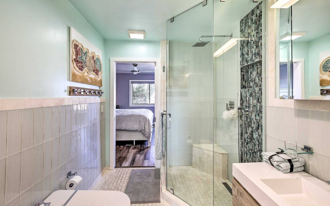 Photo of Bathroom in Huntington Beach