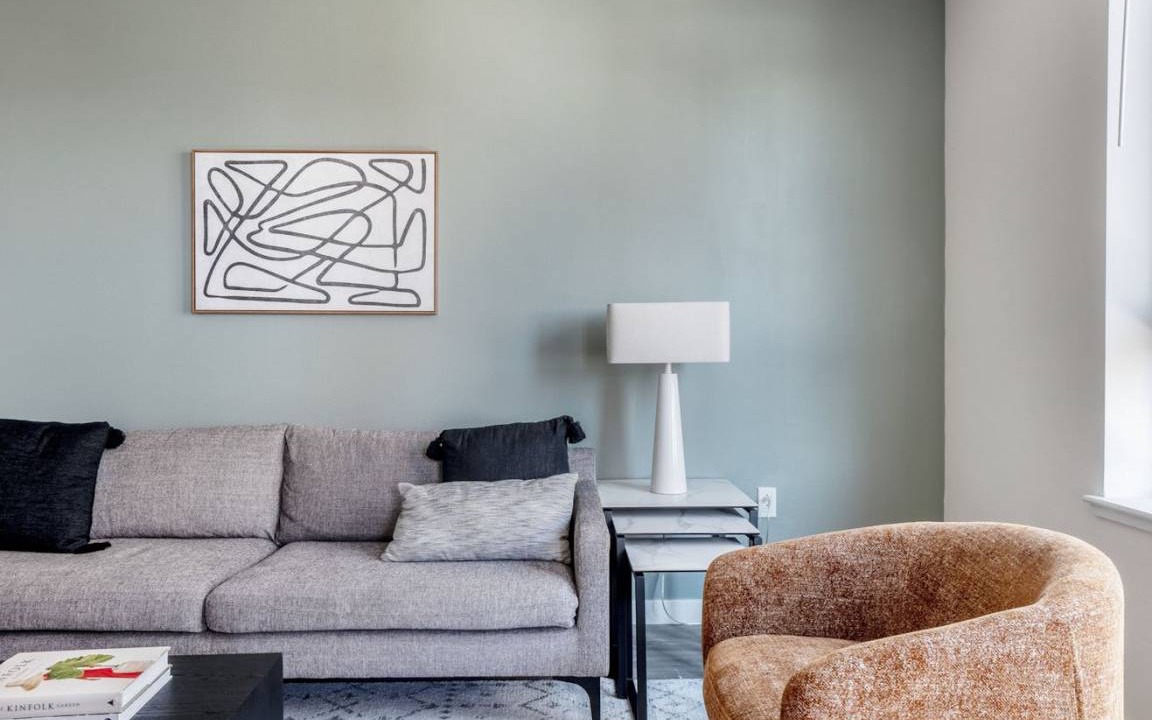 Photo of Livingroom in Emeryville