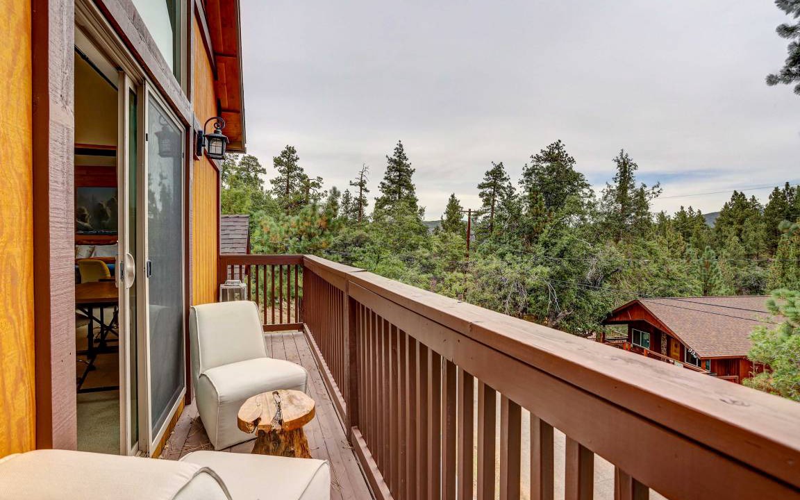 Photo of Patio Balcony in Upper Moonridge