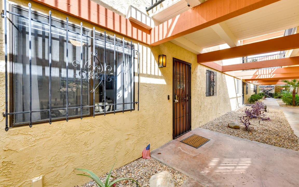 Photo of Patio Balcony in Sunrise Vista Chino