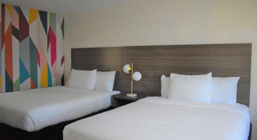 Photo of Bedroom in Anaheim Resort