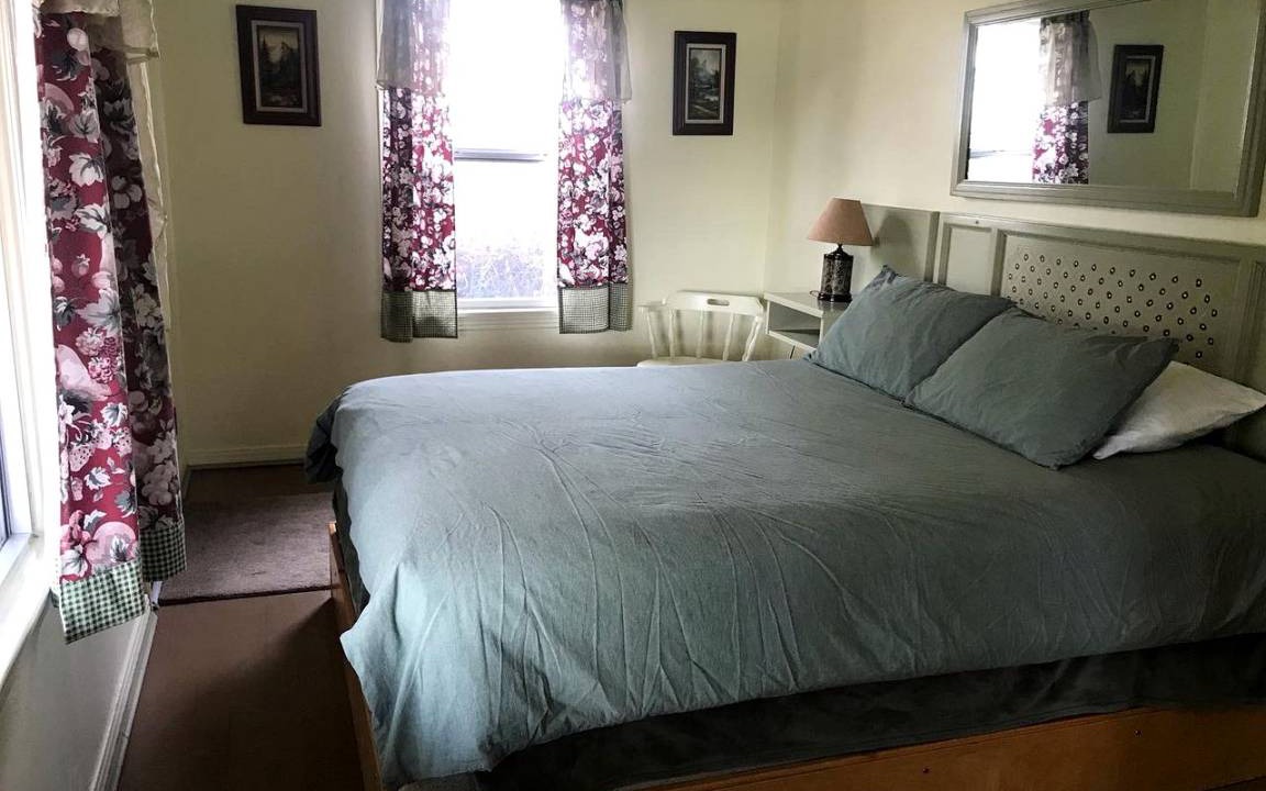 Photo of Bedroom in Kernville