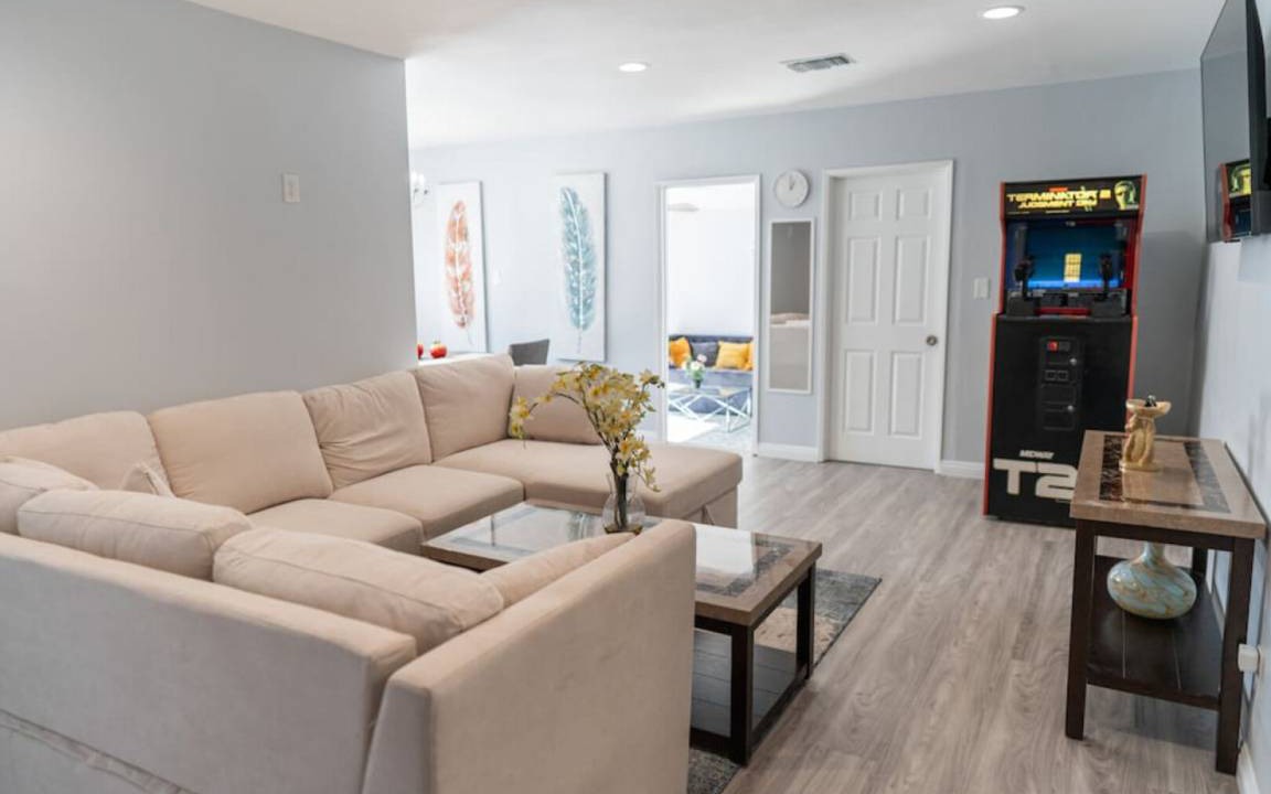 Photo of Livingroom in Northwest Anaheim