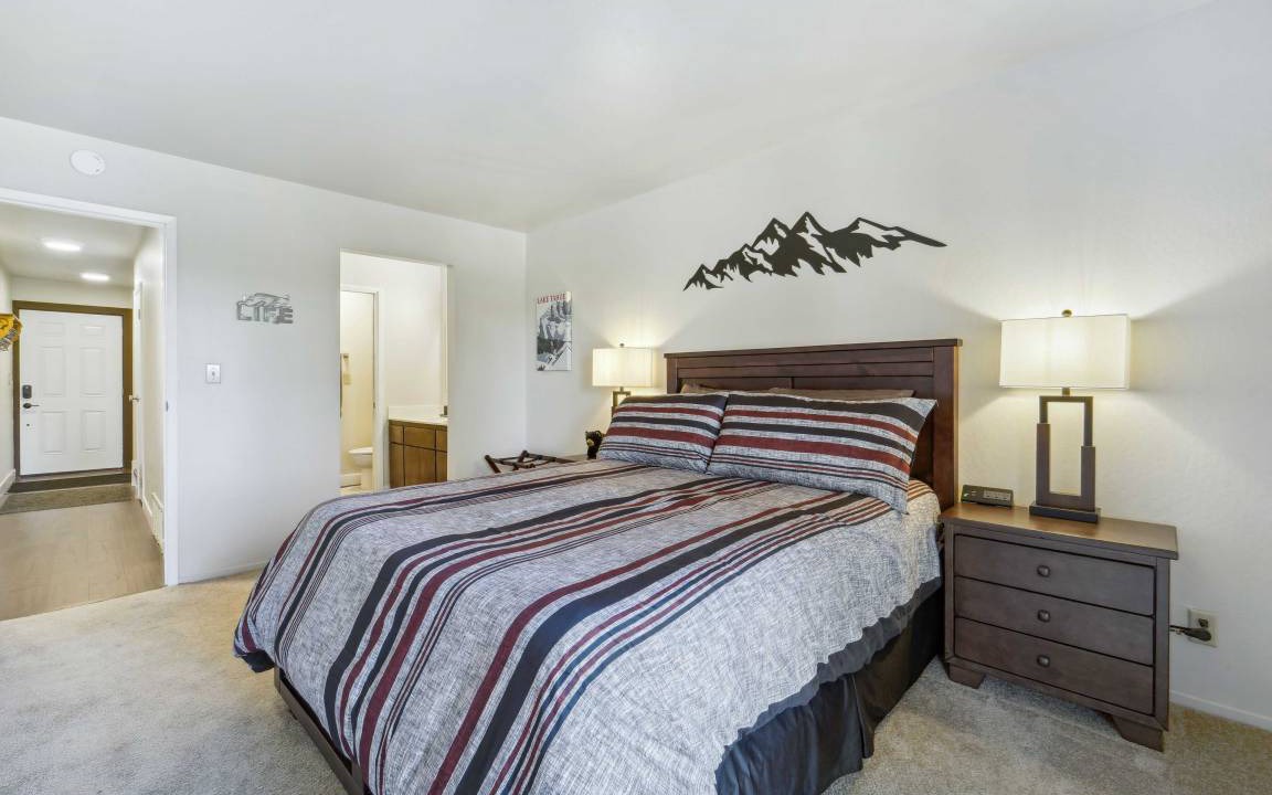 Photo of Bedroom in Dollar Point