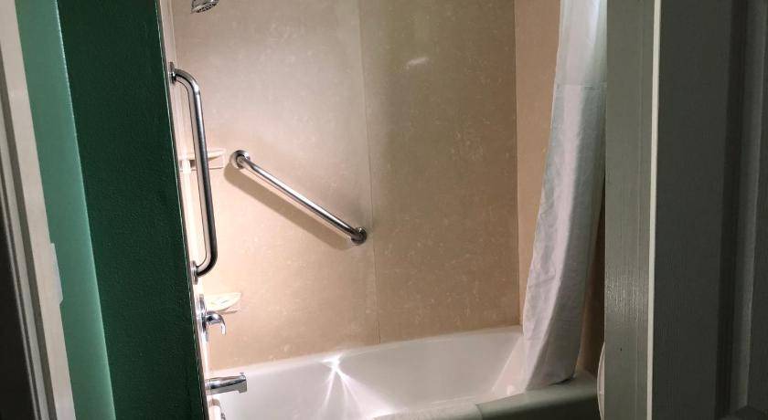 Photo of Bathroom in Hemet