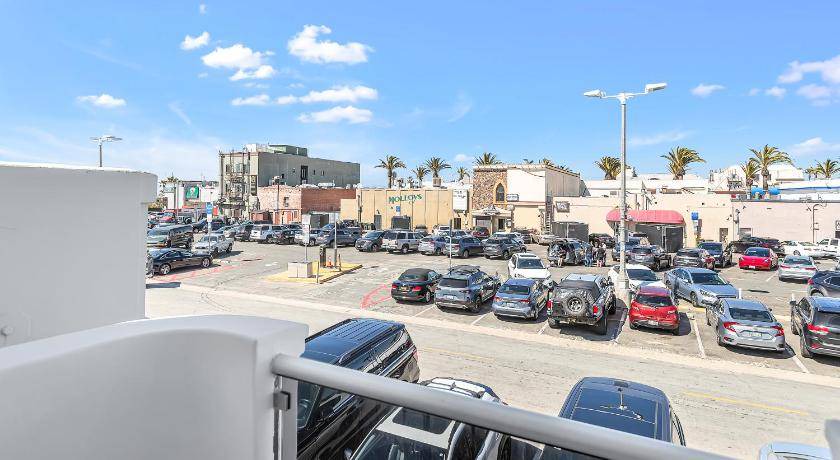 Photo of Others in Hermosa Beach