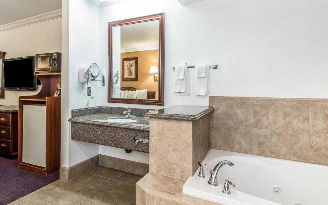 Photo of Bathroom in Hemet