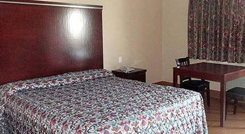 Photo of Bedroom in Azusa