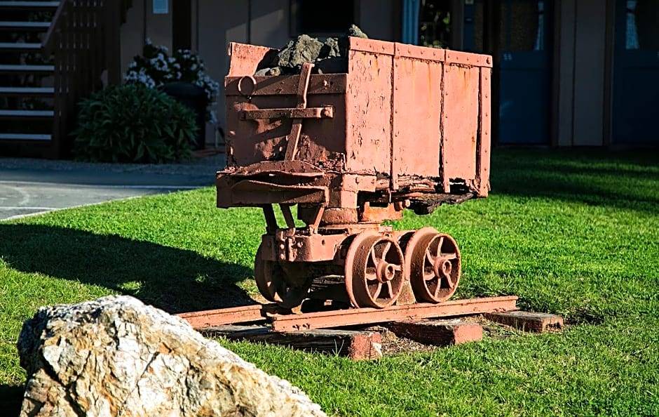 Photo of Others in San Simeon