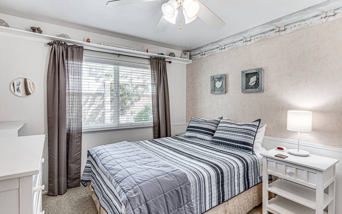 Photo of Bedroom in Huntington Beach