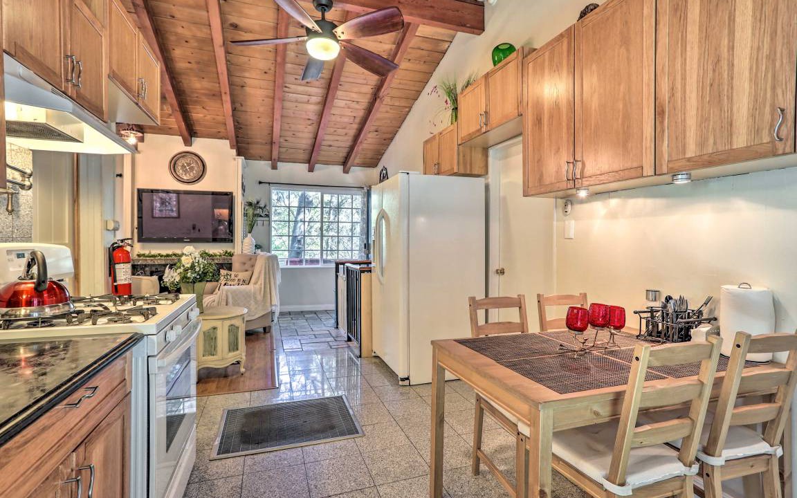 Photo of Kitchen in Crestline