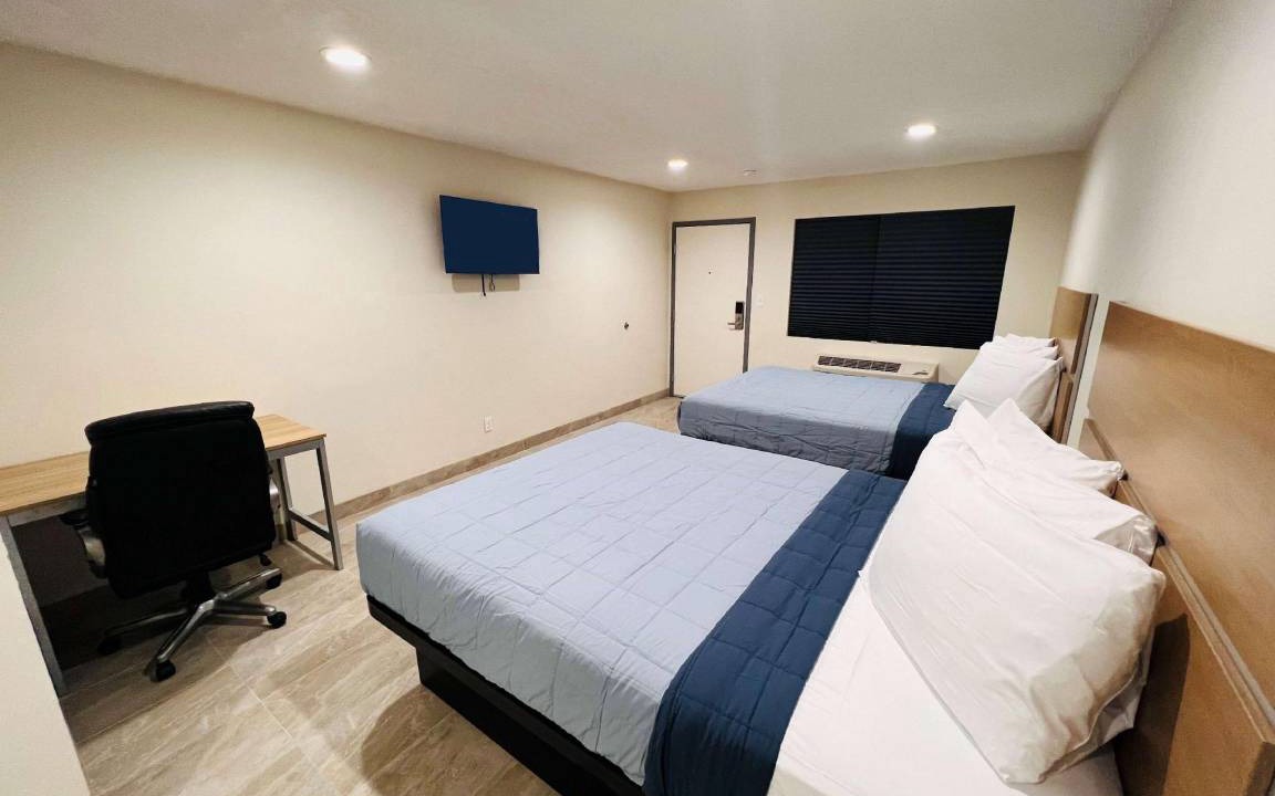 Photo of Bedroom in Bakersfield