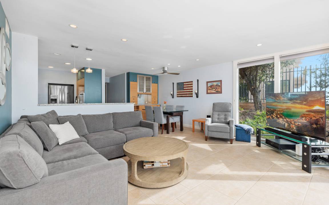 Photo of Livingroom in Solana Beach