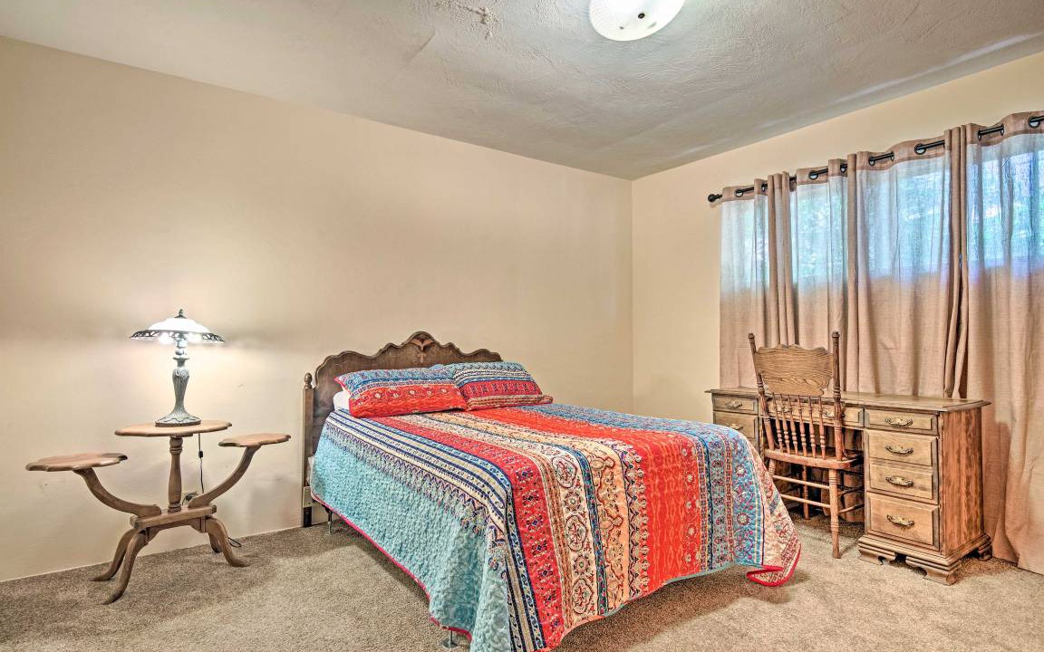 Photo of Bedroom in Kernville