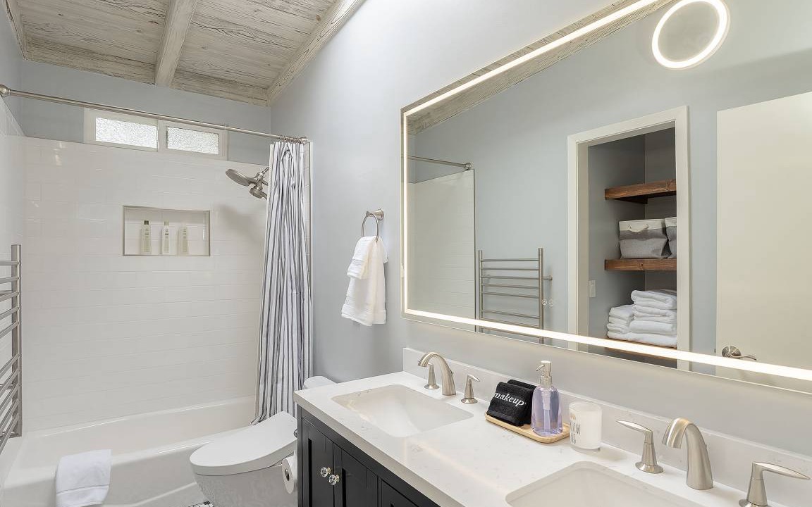 Photo of Bathroom in Del Monte Forest