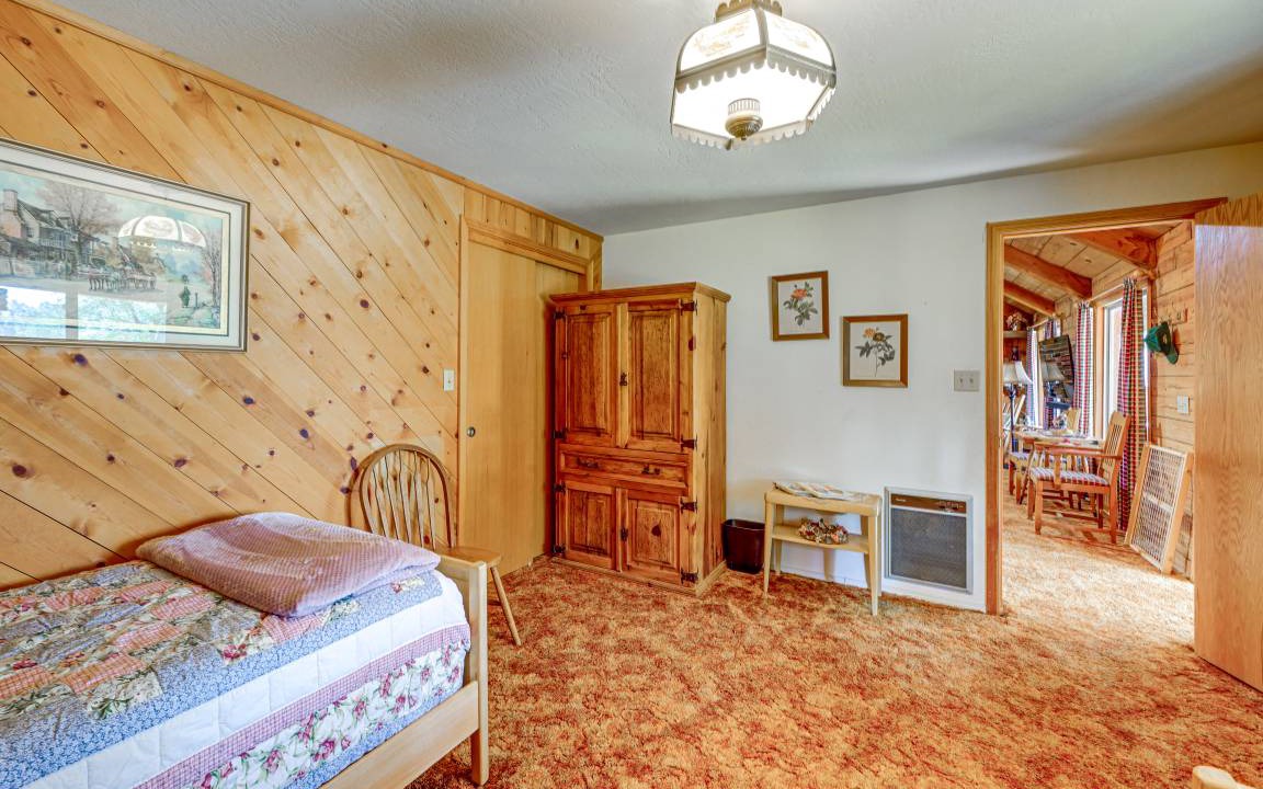 Photo of Bedroom in Badger