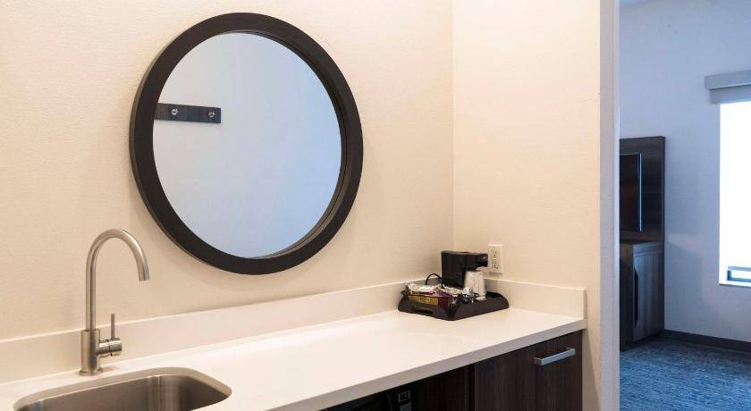 Photo of Bathroom in Seal Beach