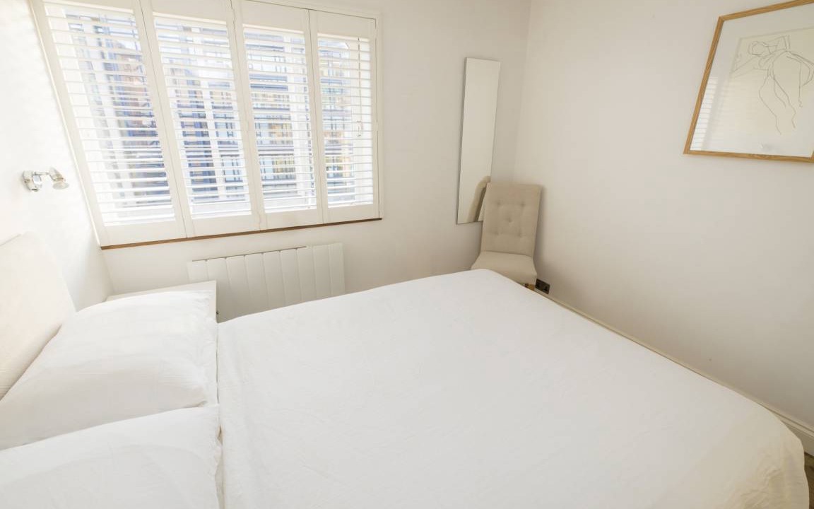 Photo of Bedroom in Queenhithe