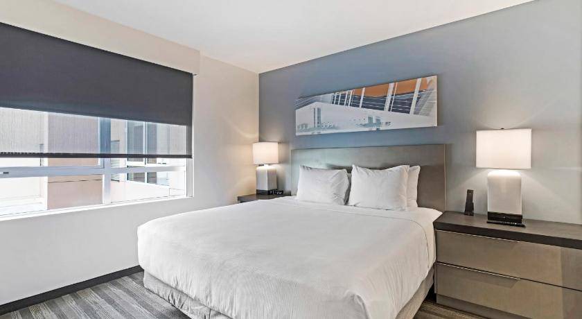 Photo of Bedroom in Los Angeles