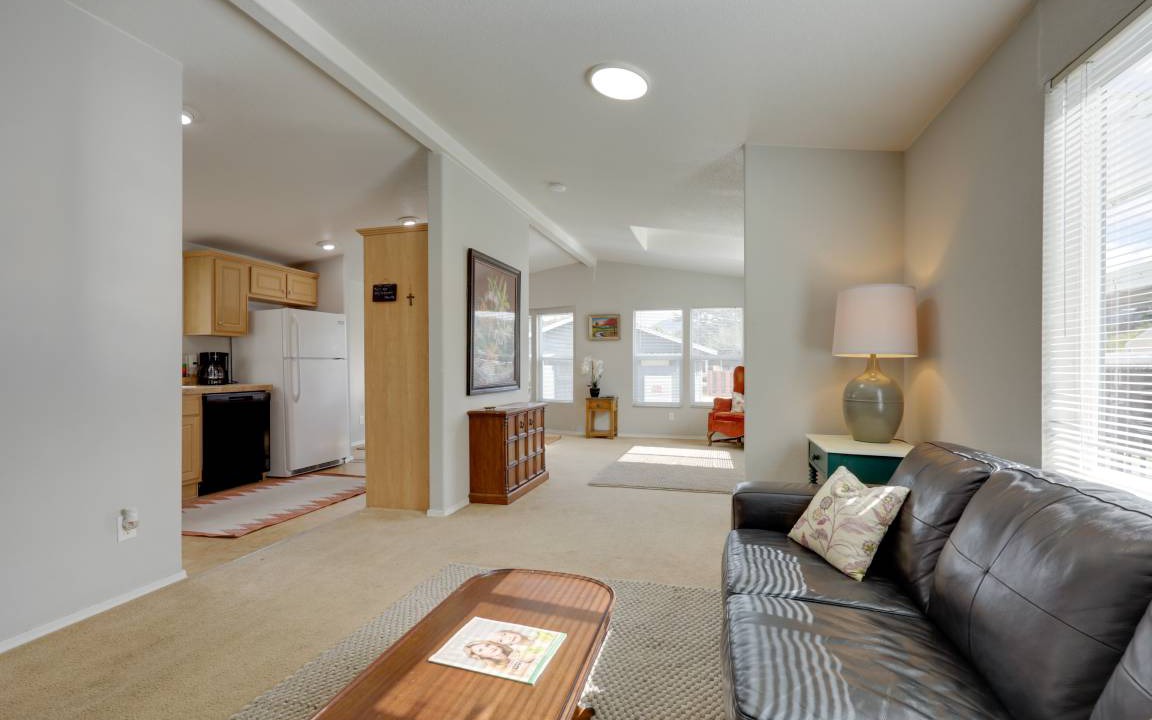 Photo of Livingroom in Oak View