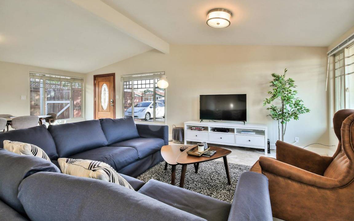 Photo of Livingroom in Sunnyvale