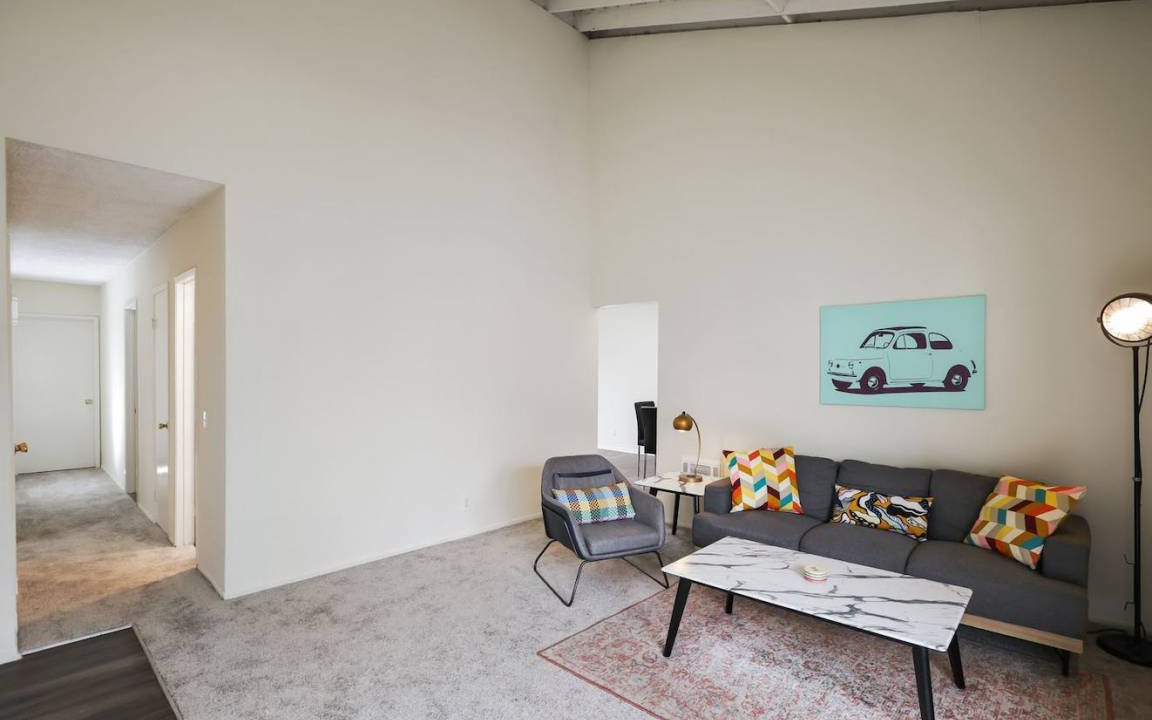 Photo of Livingroom in Costa Mesa