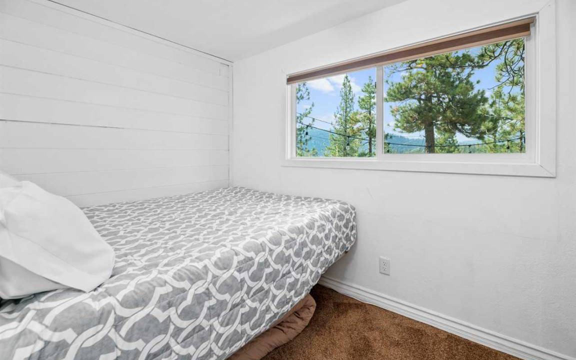Photo of Bedroom in Boulder Bay