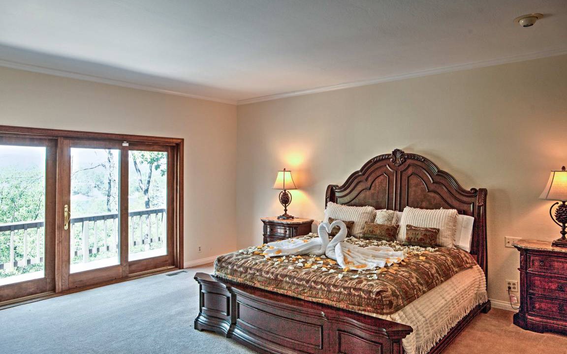 Photo of Bedroom in Lake Arrowhead