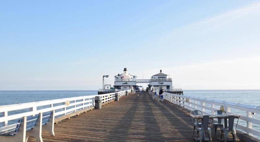 Photo of Others in Eastern Malibu
