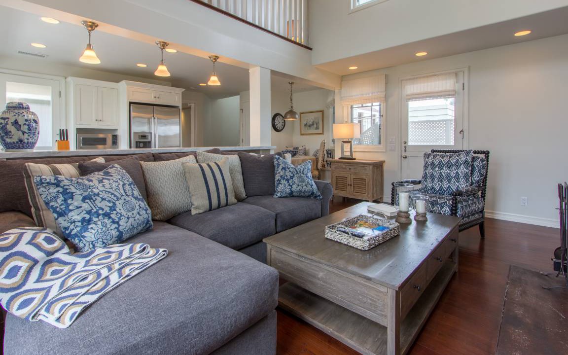 Photo of Livingroom in Corona del Mar