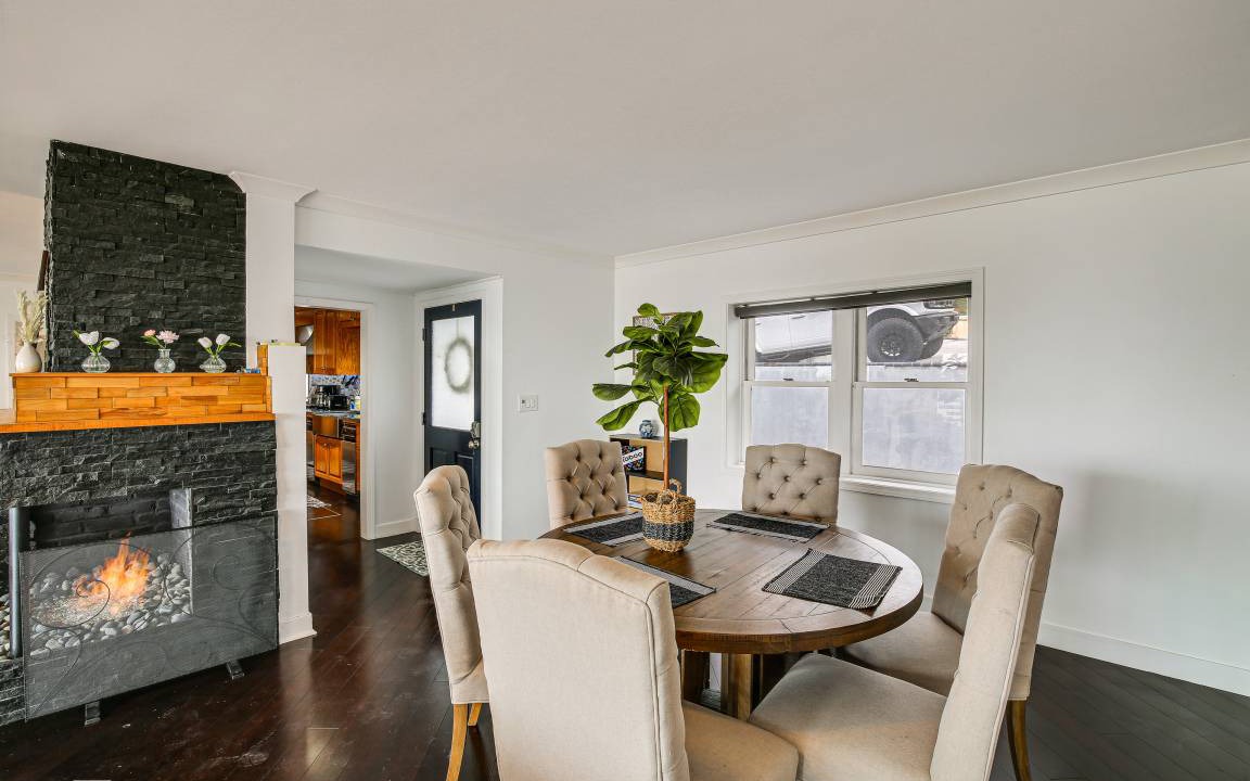 Photo of Livingroom in Whittier