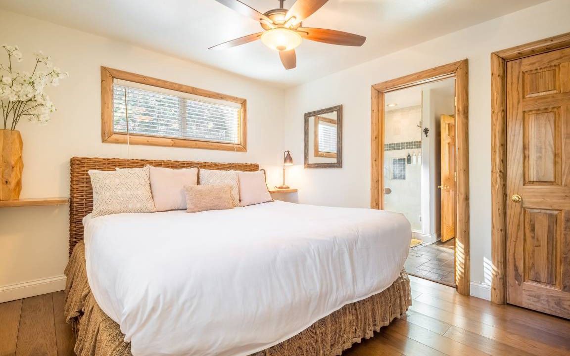 Photo of Bedroom in Upper Moonridge