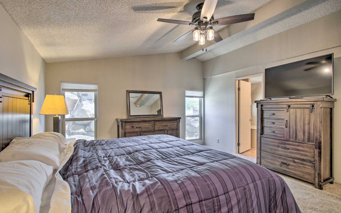Photo of Bedroom in Wofford Heights