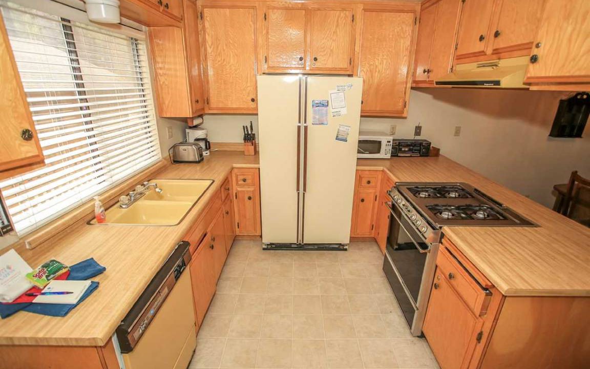 Photo of Kitchen in Summit Estates