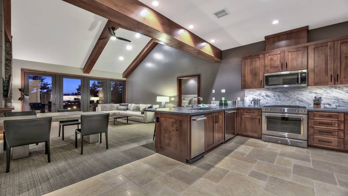 Photo of Kitchen in Lakeside Park